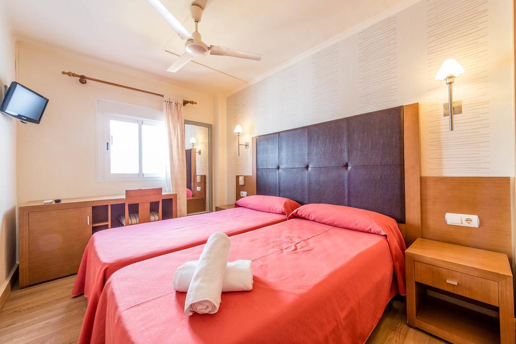 Hostal Residencia Europa Punico Ibiza Town Luaran gambar