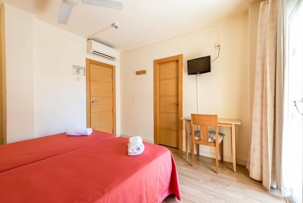 Hostal Residencia Europa Punico Ibiza Town Luaran gambar