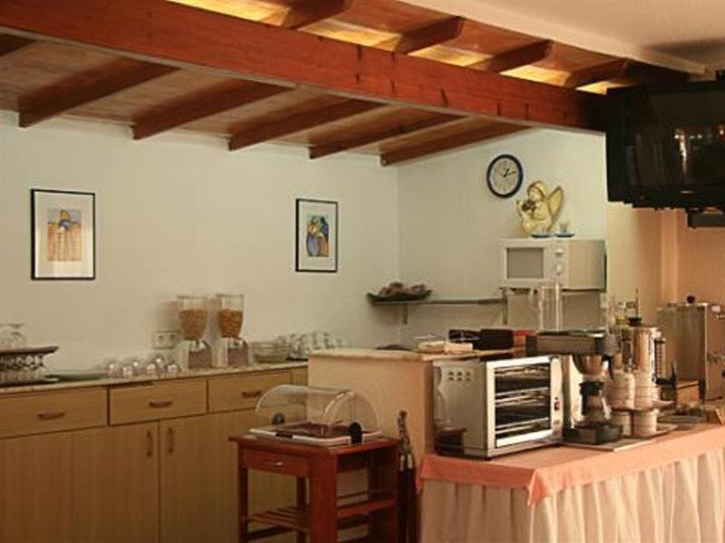 Hostal Residencia Europa Punico Ibiza Town Luaran gambar